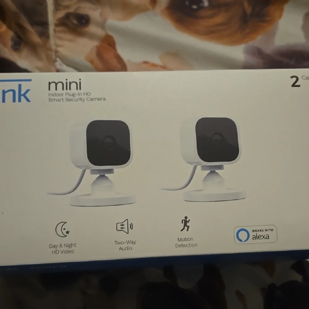 Blink Mini Indoor Security Camera - White